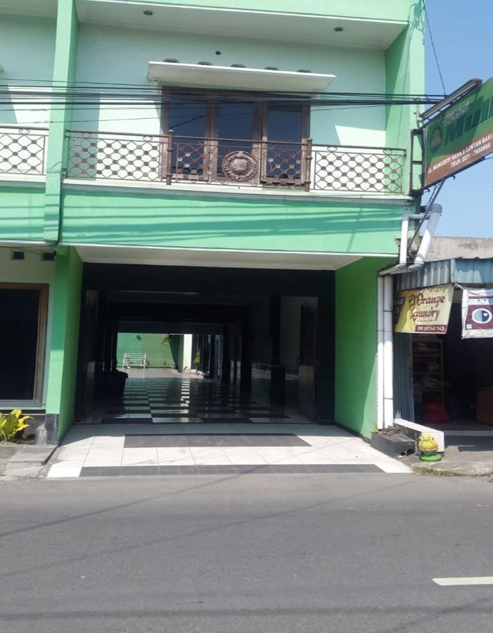 โรงแรมมูเลีย Lawean ภายนอก รูปภาพ