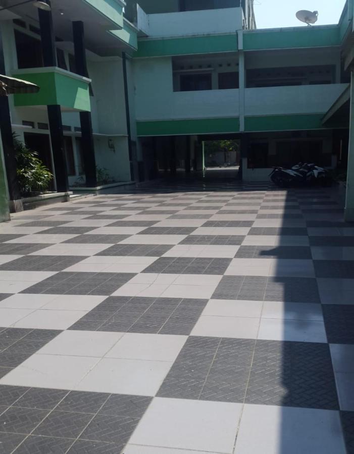 โรงแรมมูเลีย Lawean ภายนอก รูปภาพ